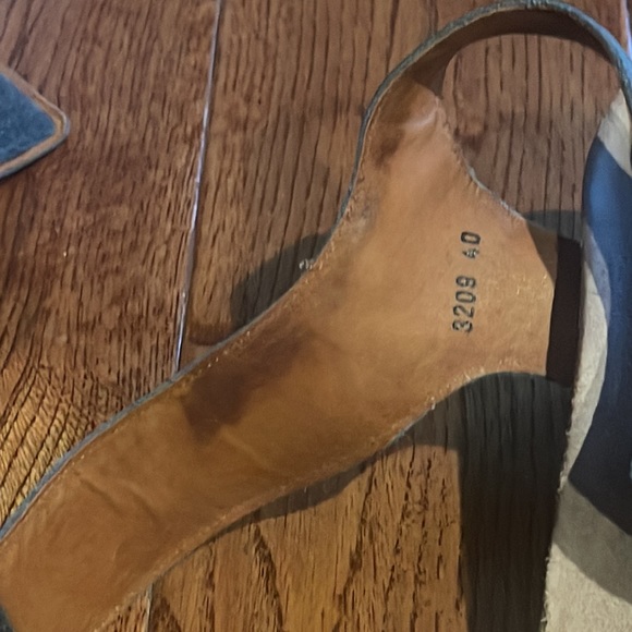 Taos Carousel Wedge - Picture 10 of 15